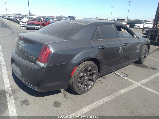 2C3CCABG2KH559783 Chrysler 300 300s