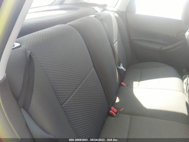 2005 FORD FOCUS SE VIN: 3FAFP37N05R134996