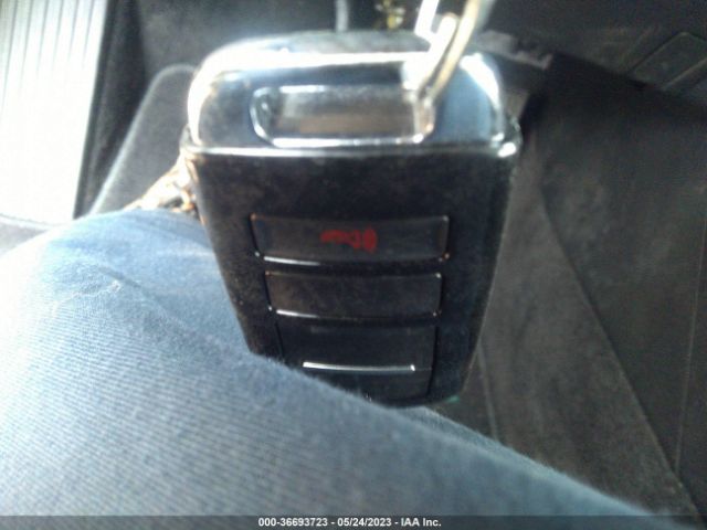 KNALC4J19K5167284 KIA Cadenza Technology