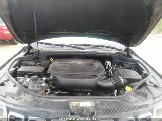 1C4RJFAG0JC199697 Jeep Grand Cherokee Laredo E