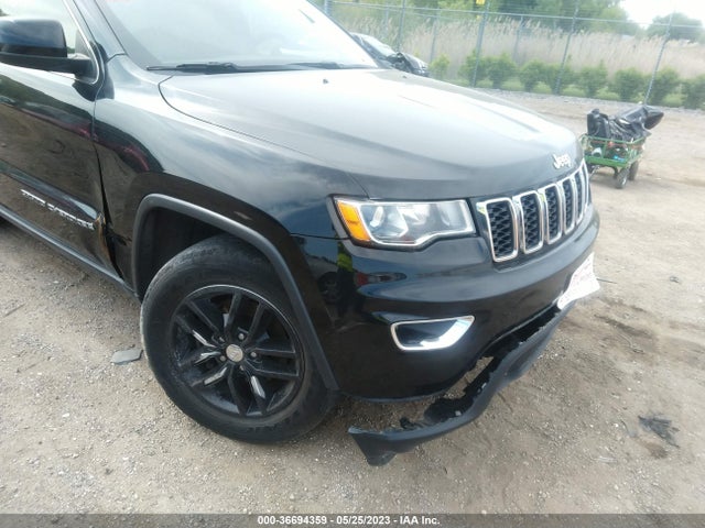 1C4RJFAG0JC199697 Jeep Grand Cherokee Laredo E