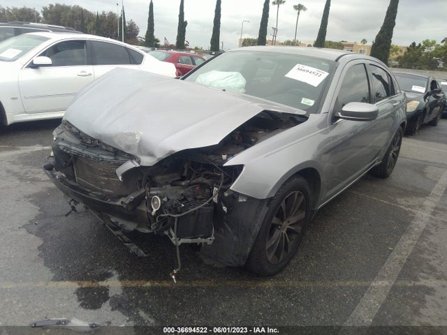 1C3CCBBG8EN178456 Chrysler 200 Touring
