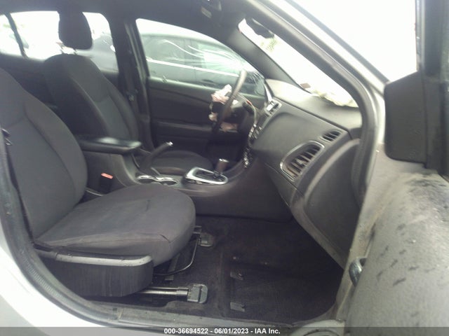 1C3CCBBG8EN178456 Chrysler 200 Touring