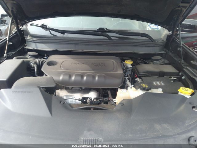 1C4PJLCB4KD312134 Jeep Cherokee Latitude