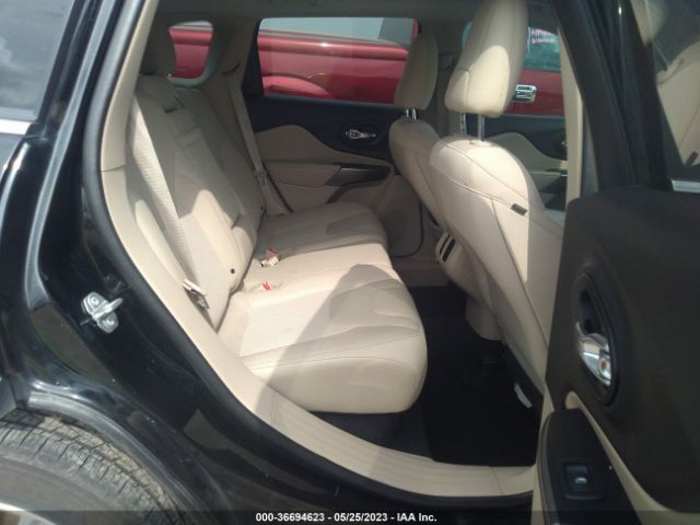 1C4PJLCB4KD312134 Jeep Cherokee Latitude