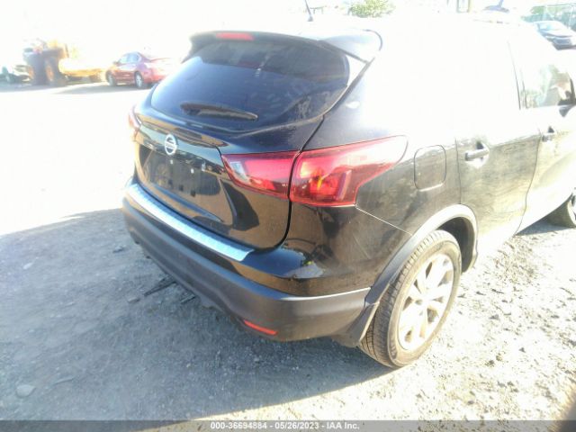 JN1BJ1CR0JW269042 Nissan Rogue Sport Sv