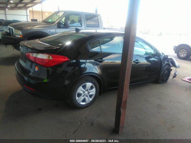 KNAFX4A6XG5521592 KIA FORTE LX