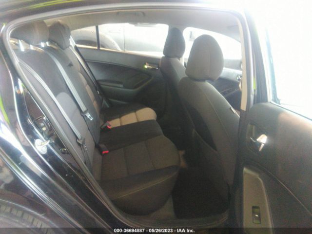 KNAFX4A6XG5521592 KIA FORTE LX