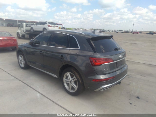 WA1E2AFY9P2059981 Audi Q5 S Line Premium Plus