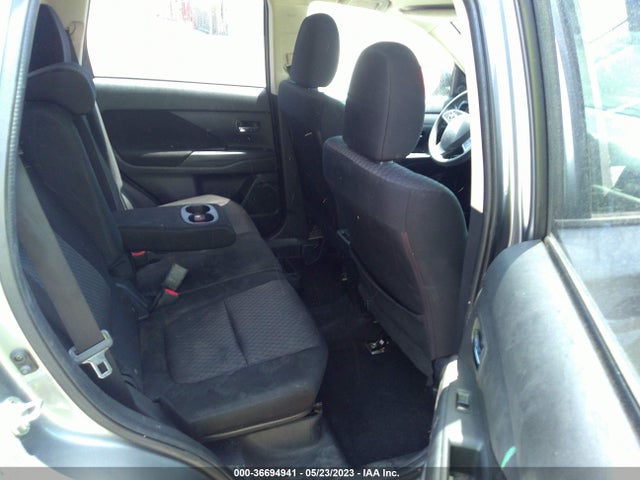 JA4AD2A39EZ011752 Mitsubishi Outlander Es