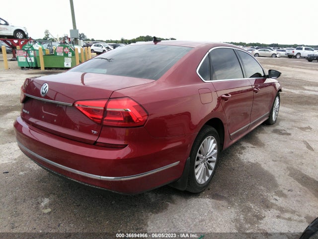1VWBS7A30GC038483 Volkswagen Passat 1.8t Se
