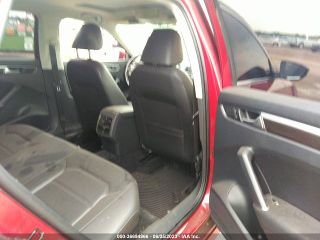 1VWBS7A30GC038483 Volkswagen Passat 1.8t Se