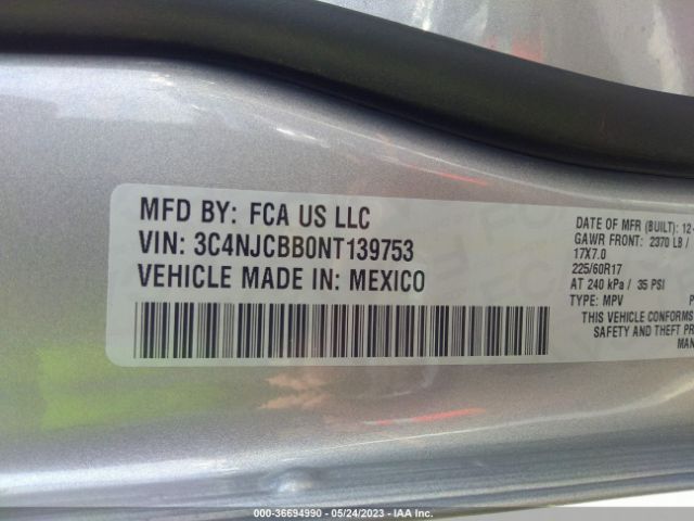 3C4NJCBB0NT139753 Jeep Compass Latitude