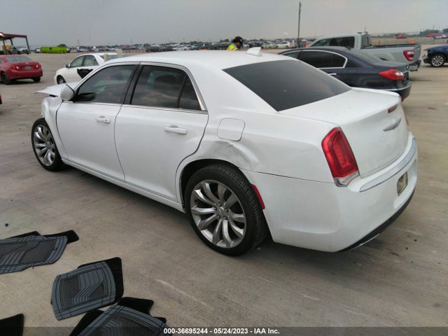 2C3CCAAG6GH349096 Chrysler 300 Limited