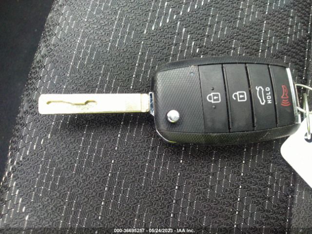 3KPA24AD9NE478682 KIA RIO S