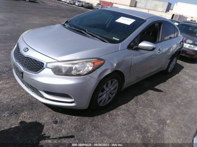 KNAFX4A60E5187151 KIA FORTE LX