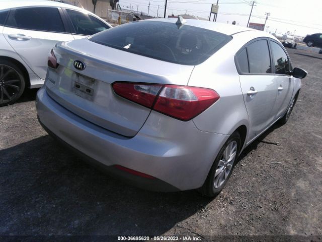 KNAFX4A60E5187151 KIA FORTE LX