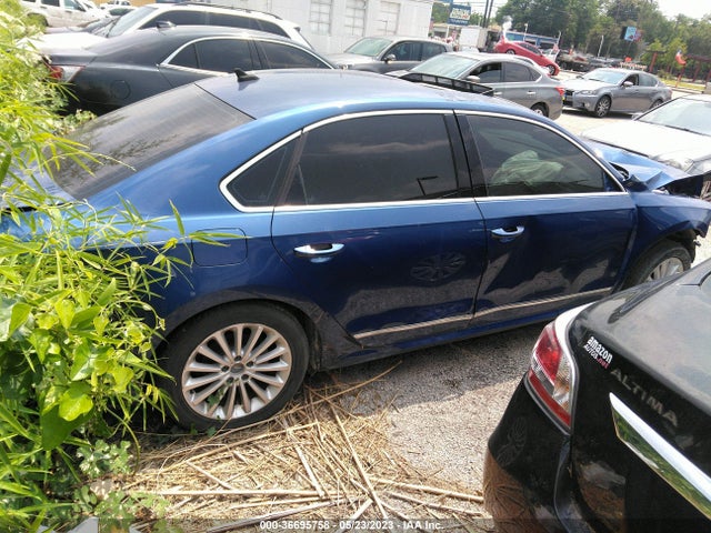 1VWBT7A31GC024850 Volkswagen Passat 1.8t Se