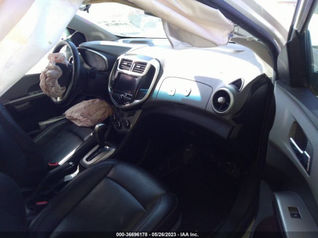 Chevrolet Sonic Premier 2020 1G1JF5SB6L4113682 Image 5