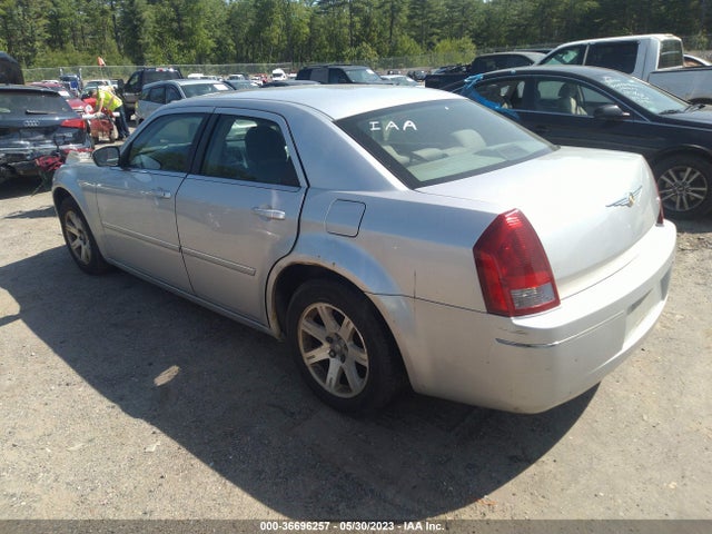 2007 CHRYSLER 300 VIN: 2C3KA53G27H823194