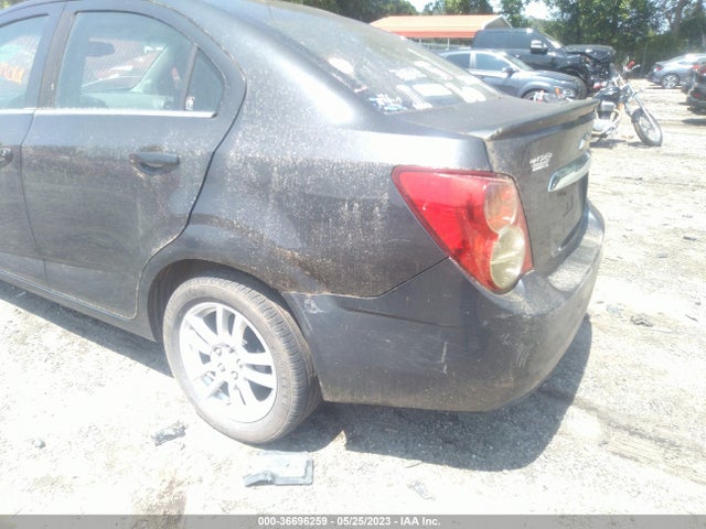 Chevrolet SONIC LT 2015 1G1JC5SH5F4116400 Image 7
