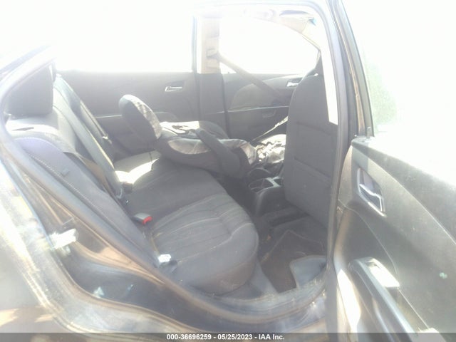Chevrolet SONIC LT 2015 1G1JC5SH5F4116400 Image 9