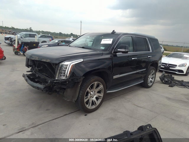 1GYS3BKJ7GR452982 Cadillac Escalade Luxury Collection
