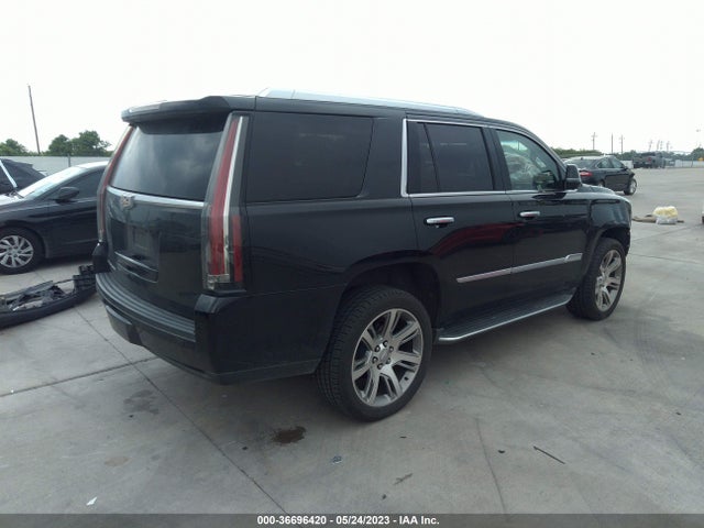 1GYS3BKJ7GR452982 Cadillac Escalade Luxury Collection
