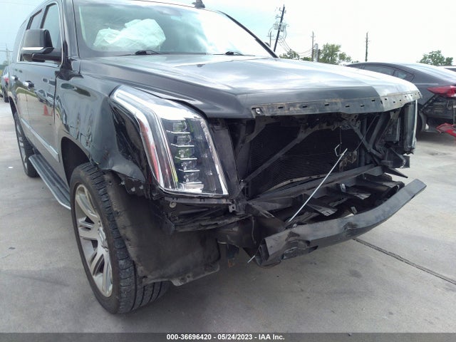1GYS3BKJ7GR452982 Cadillac Escalade Luxury Collection