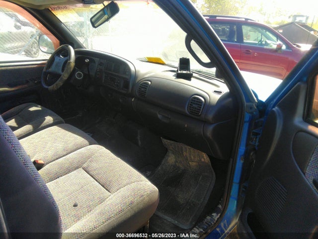 1999 DODGE RAM 1500 VIN: 1B7HC16Z2XS163690