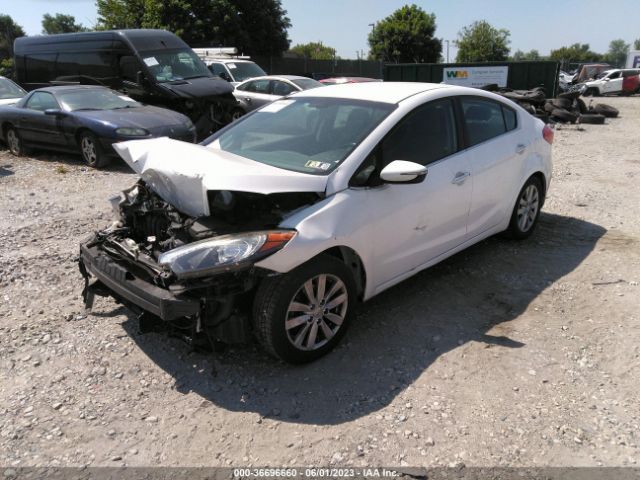 KNAFX4A8XE5162534 KIA FORTE EX