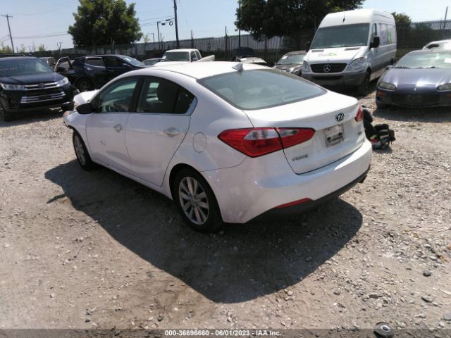 KNAFX4A8XE5162534 KIA FORTE EX