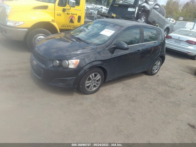 Chevrolet SONIC LT 2014 1G1JC6SH6E4100078 Image 2