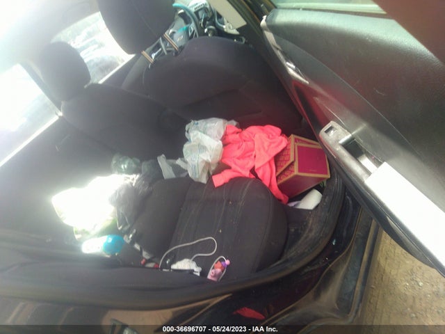 Chevrolet SONIC LT 2014 1G1JC6SH6E4100078 Image 9