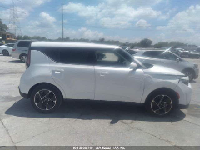 KNDJ33AU6P7869668 KIA SOUL EX