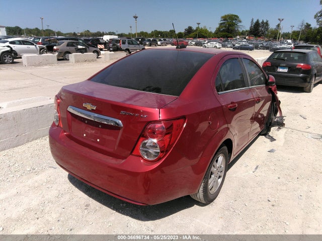 Chevrolet SONIC LT 2016 1G1JC5SH7G4104072 Image 4
