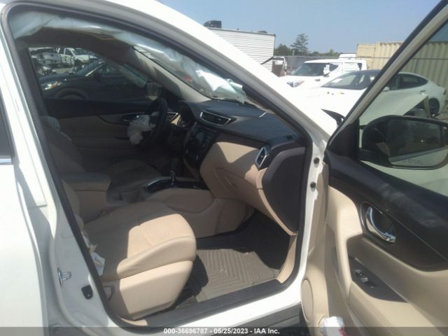 KNMAT2MT2GP725158 Nissan ROGUE SV