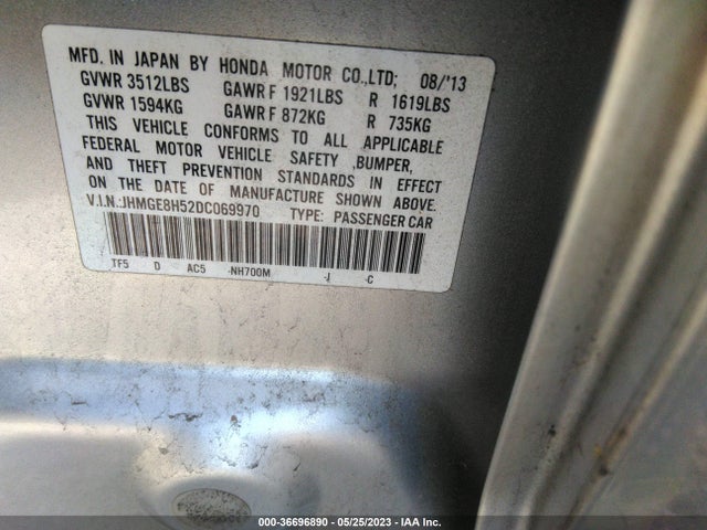 2013 HONDA FIT SPORT VIN: JHMGE8H52DC069970