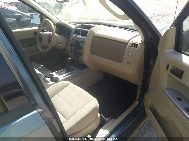 2011 FORD ESCAPE XLT VIN: 1FMCU9D74BKB01185