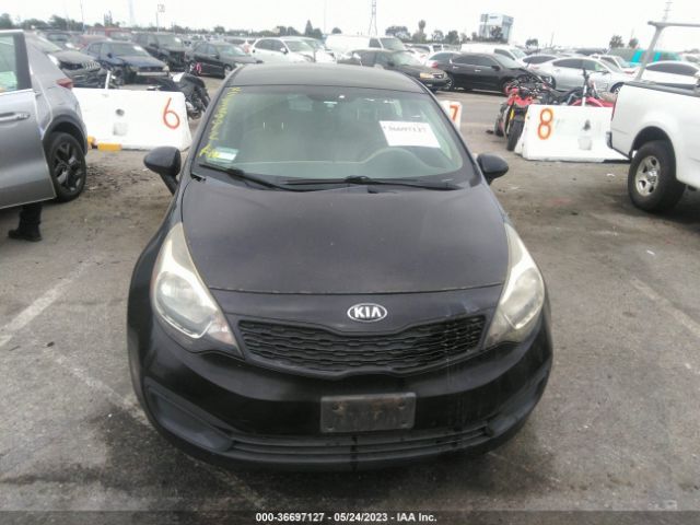 KNADM4A32F6528213 KIA RIO LX