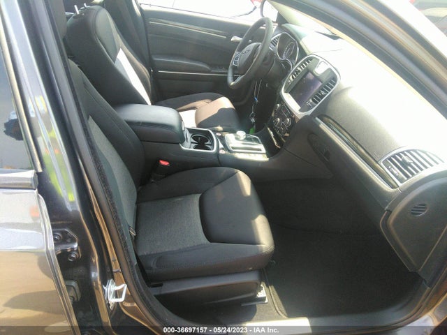 2C3CCAAG2NH221869 Chrysler 300 Touring