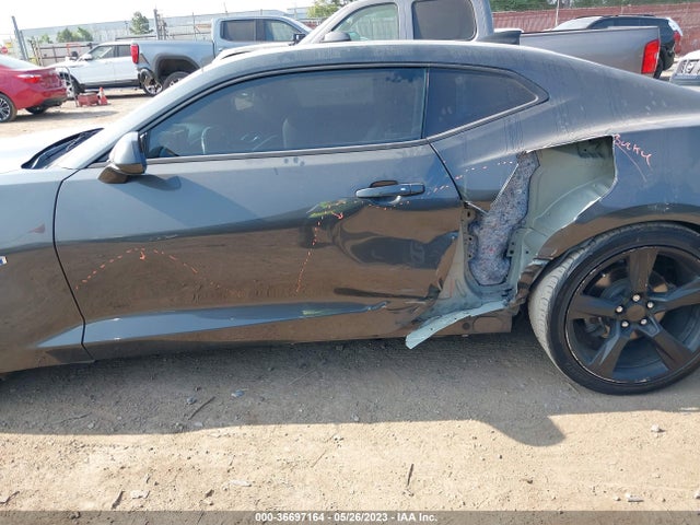 Chevrolet Camaro 1lt 2017 1G1FB1RX7H0158091 Image 6
