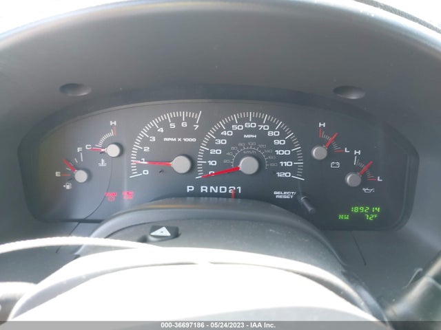 2004 FORD EXPEDITION XLT VIN: 1FMPU16W54LB42364