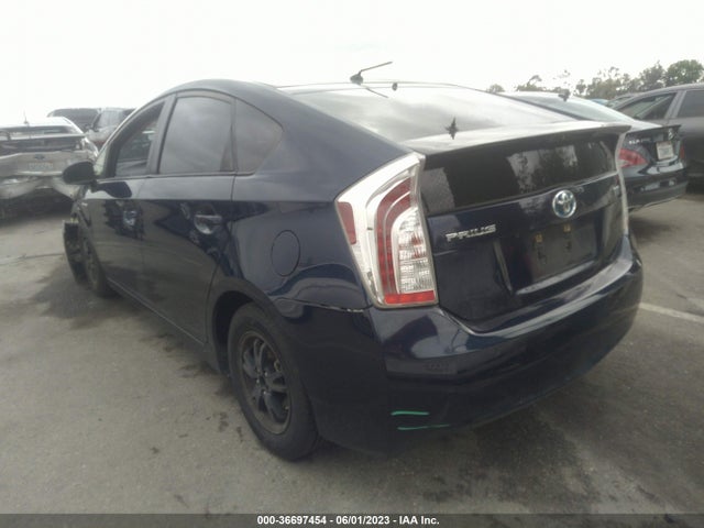 Toyota Prius Four 2015 JTDKN3DU3F1924475 Image 3