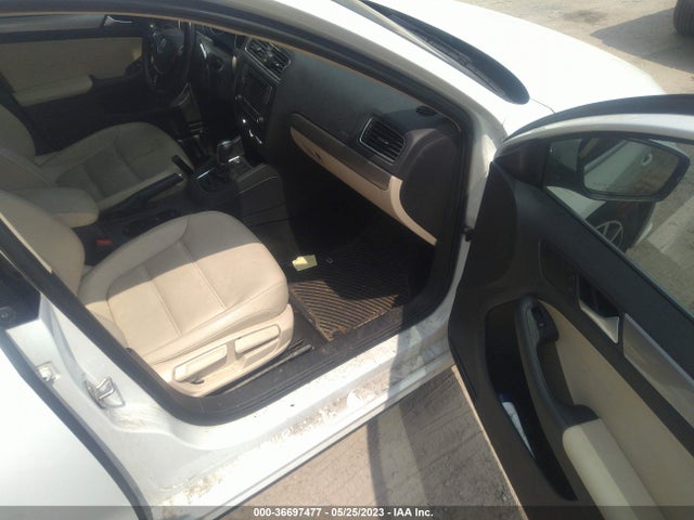 3VWDB7AJ5JM258280 Volkswagen Jetta 1.4t