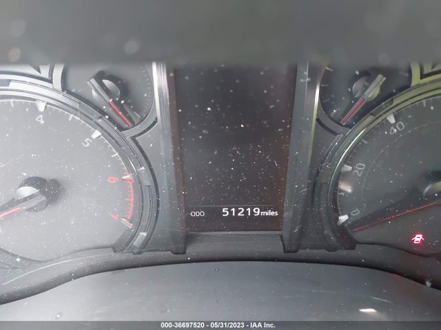 Toyota 4RUNNER SR5 2020 JTEZU5JRXL5221338 Image 9