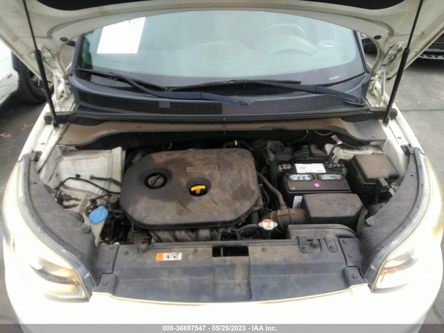 KIA SOUL + 2014 KNDJP3A51E7013253 Image 10