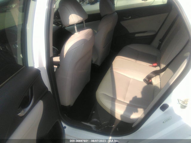 Honda Insight Touring 2019 19XZE4F95KE034094 Image 8