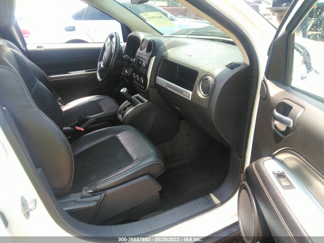 1C4NJCEA6HD115387 Jeep Compass Latitude