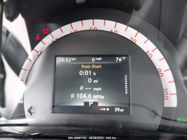 2018 Smart Fortwo, VIN: WMEFJ9BA1JK265082